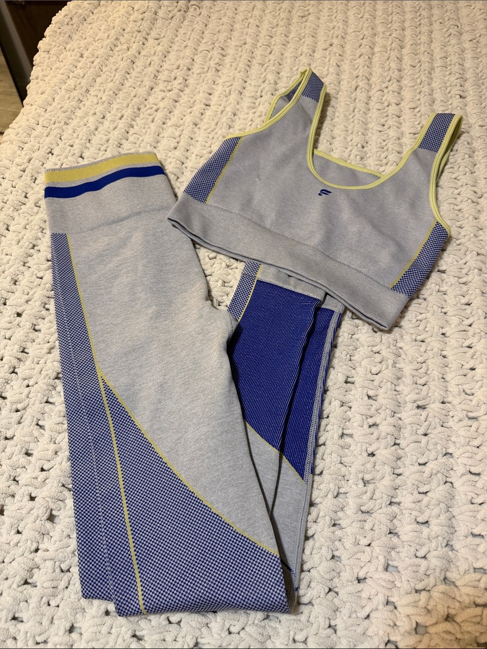 Fabletics Inspire Gray, Blue & Yellow Seamless Active Set